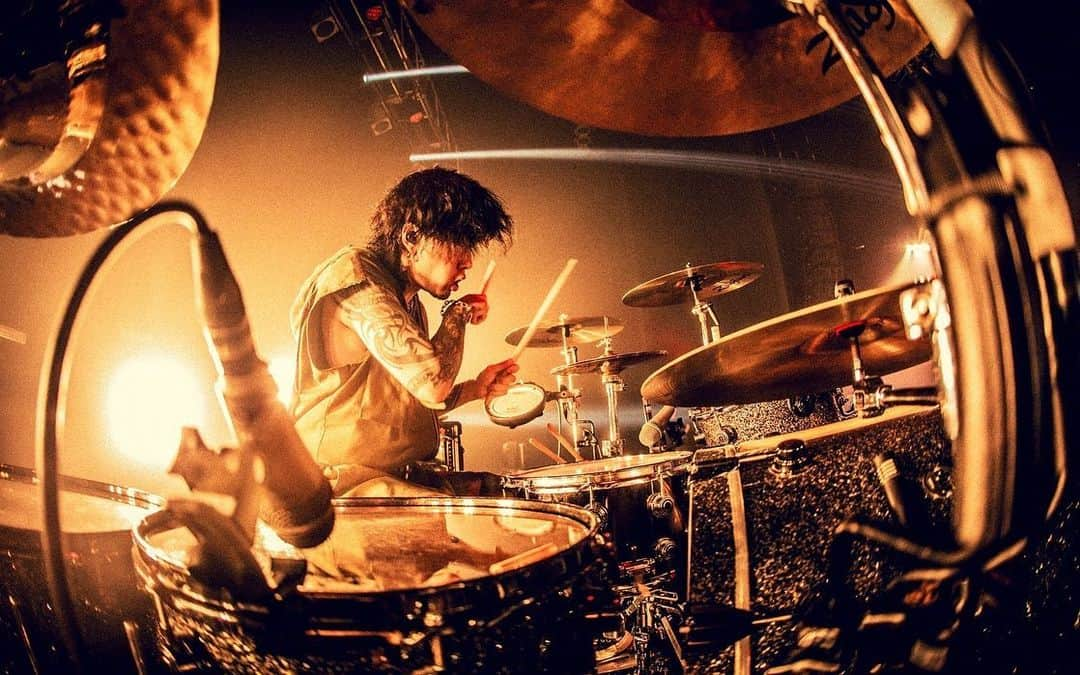 Katsuma さんのインスタグラム写真 - (Katsuma Instagram)「"SETLIST ELECTION" ONE MAN TOUR 2023 at Zepp Osaka Bayside Day2  Photo @yamada_mphoto   #coldrain #SWEETSIXTEEN」10月8日 2時11分 - katsuma_drums