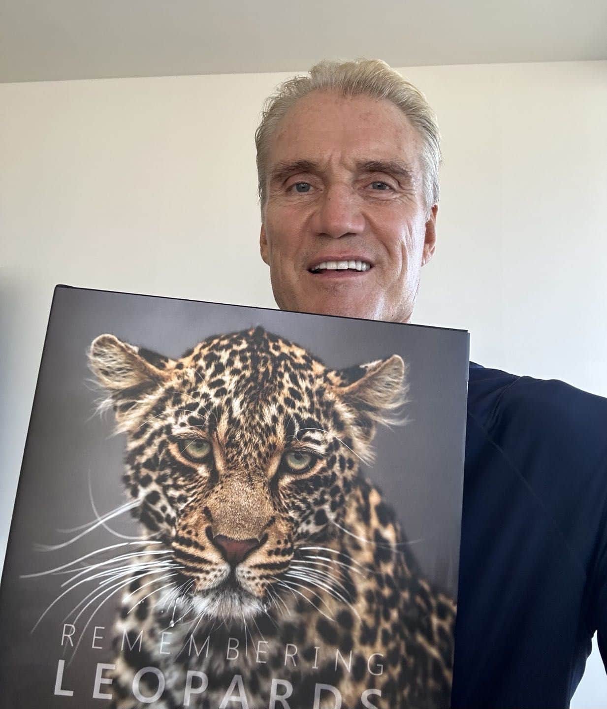 ドルフ・ラングレンのインスタグラム：「Help save the Leopards! 😺 All profits from this book REMEMBERING LEOPARDS goes to organizations working to conserve them in the wild. Check out @Rememberingwildlife #rememberingleopards」