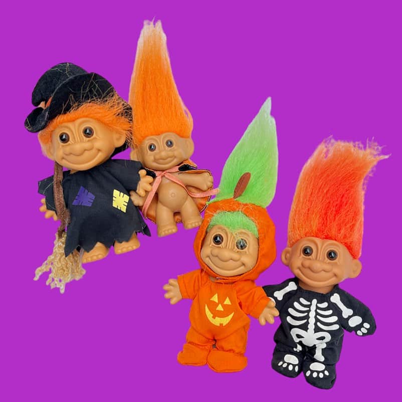 おもちゃやSPIRALのインスタグラム：「Halloween Vintage russ troll💫  スケルトンやカボチャ、魔女どれも可愛いです🤩」