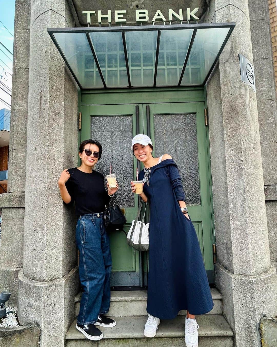野沢和香のインスタグラム：「海入って鎌倉観光🤣✌️  海も秋模様で少し涼しくなってた🍂海上がりに着るフワフワっFLUFFYドレスが心地良い🙌  久しぶりにサーフィン部でワイワイ🤣楽しかった♪」
