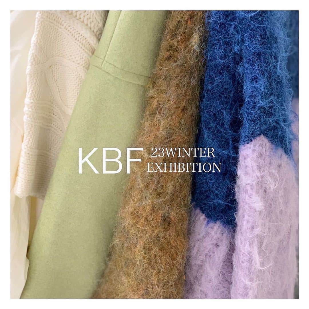 のインスタグラム：「_news📢  10/14(sat)15(sun)で行われる @kbfofficial  @senseofplace_ur の合同展示会 先行受注アイテムの一部ラインナップを公開！  当日は大人気スタッフ @imoko_imoko の来店と関東オフィシャルスタッフが店頭に立ちます✨  皆様のご来店を心よりお待ちしております。  詳細については下記内容をご覧下さいませ。  ______________________________________  KBF × SENSE OF PLACE 合同受注会開催決定！  フォロワーの皆様から リクエストの多かった合同受注会を開催いたします。  販売前の新作を、一足お先にご覧いただけるチャンス！  当日はスペシャルプライスでお買い物求めいただけます。 さらに受注いただくとスペシャルノベルティをプレゼント。  お誘い合わせのうえぜひお越しくださいませ。 みなさまのご来場をお待ちしております。  🗓Schedule 　10/14(土)　11:00〜20:00（最終入場19:00） 　10/15(日)　11:00〜20:00（最終入場19:00）  🗓Access Instagram @ urban_famima  アーバン・ファミマ!! 虎ノ門ヒルズ ビジネスタワー店 〒105-6402 東京都港区虎ノ門1丁目17番1号 虎ノ門ヒルズ ビジネスタワー 2F TEL：050-2017-9195  🗓Novelty 税込5,000円以上のお買い上げでノベルティを１つプレゼント 税込10,000円以上のお買い上げでノベルティを２つプレゼント  #センス10th #senseofplace_ur #senseofplacebyurbanresearch #センスオブプレイス #センスオブプレイスバイアーバンリサーチ #アーバンリサーチ #kbf #kbf_official  @senseofplace_ur @heyumm_ @blomster_sop @kbfofficial」