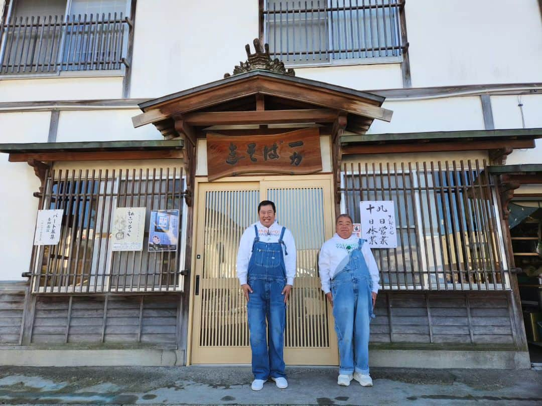 とにかく明るい安村さんのインスタグラム写真 - (とにかく明るい安村Instagram)「テレビ東京「出川哲朗の充電させてもらえませんか？」で青森っす！ ハラハラドキドキ充電旅ー！ ヤバイよ！ヤバイよ！  #出川哲朗の充電させてもらえませんか」10月8日 12時34分 - tonikaku.a.yasumura