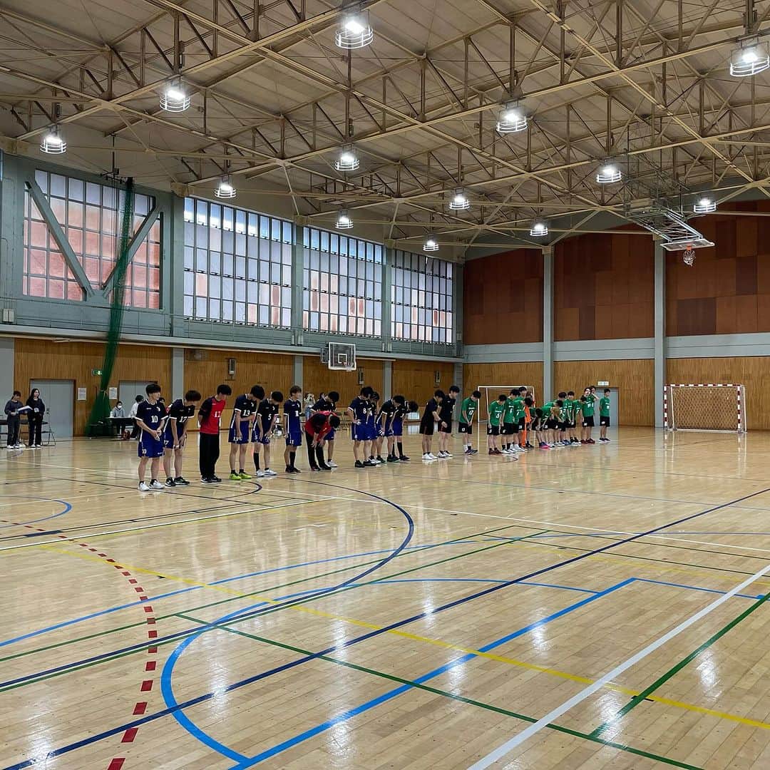 海外スポーツ用品の通販ショップ melis（メリス）のインスタグラム：「関東学生男子6部リーグ 北里大学vs獨協大学 27-30」