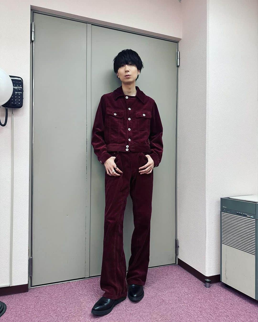 のインスタグラム：「新衣装、お気に入り📸 @kanemitru」