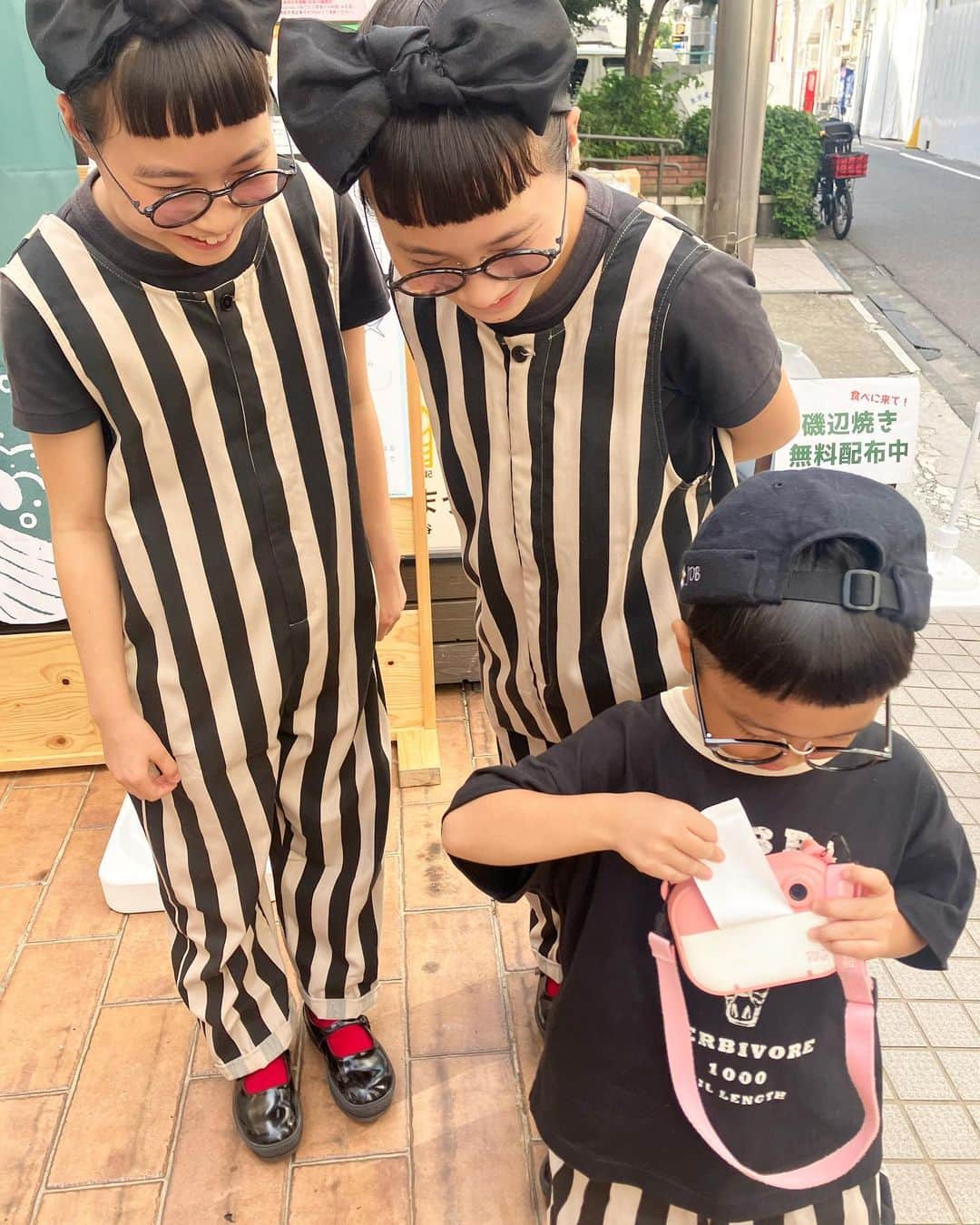 りんか & あんな（ツインガールズ）のインスタグラム：「まほちゃんが遊びに来てくれたよ😊 来てくれてありがとう〜嬉しかったです🥰 まほちゃん可愛かったわ〜☺︎」