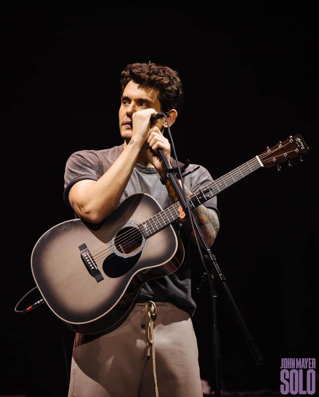 ジョン・メイヤーのインスタグラム：「Boston, MA - another beautiful night in a city that I share a deep connection with. We’ve had a fun year together, what with two solo shows at @tdgarden, two @deadandcompany shows at Fenway park, and an opening slot at @gillettestadium for Ed Sheeran @teddysphotos. Until next time… ♥️」