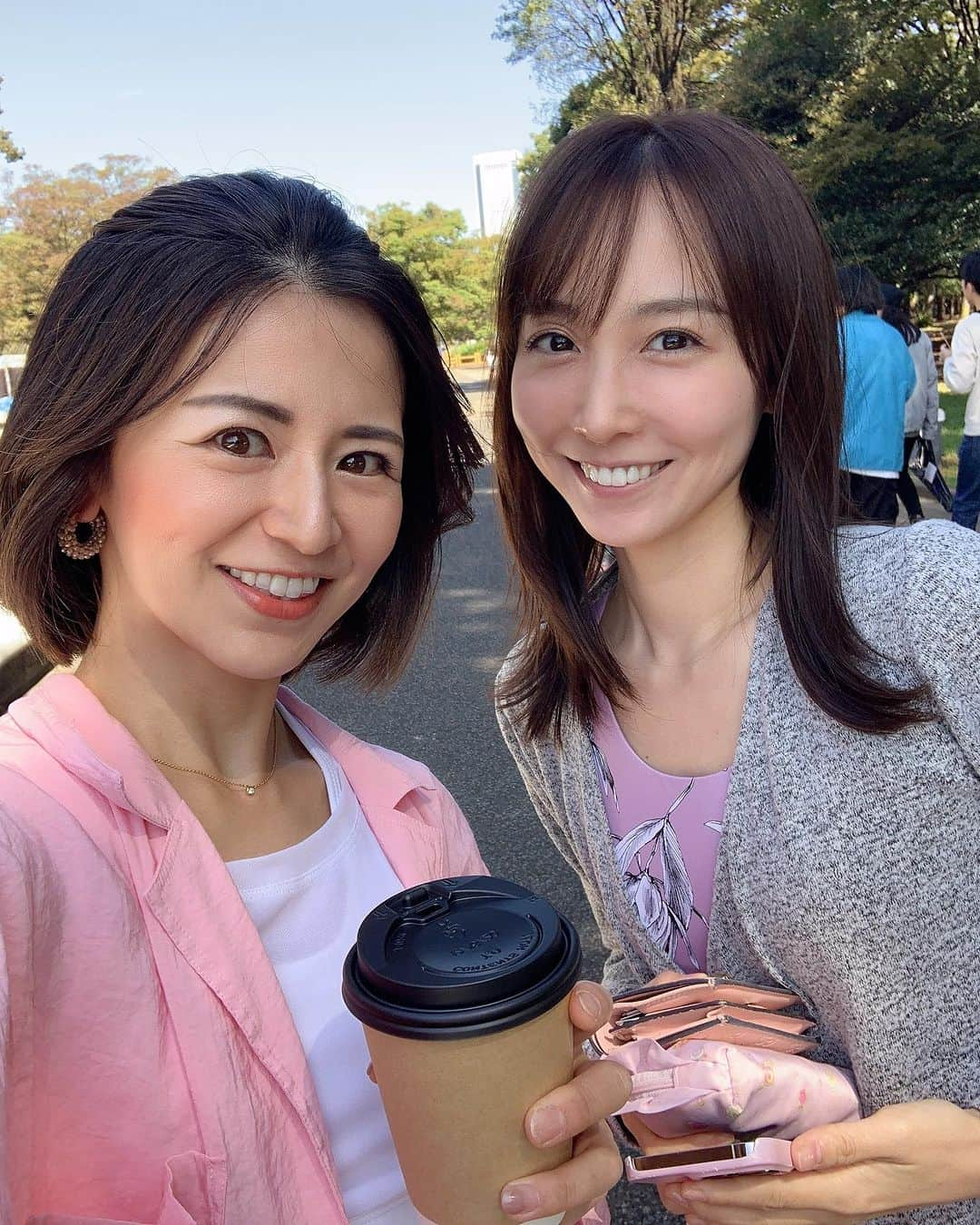 吉村優さんのインスタグラム写真 - (吉村優Instagram)「* park yoga🧘🏻‍♀️ ご参加下さった皆さま ありがとうございました♡ * 心地良い気候の中 自然を感じながらのヨガは 格別でした🌲🍂 そして何より 素敵なyoga loverにお会いできて 皆さまのヨガ愛溢れるトークが 嬉しかったです🥰 * お写真沢山撮って頂いたので ゆっくり投稿しますね〜🧘🏻‍♀️ * 梨那ちゃんありがとう♡♡ * #parkyoga #yoga #mindreset  #meditation  #ヨガ #瞑想」10月8日 8時58分 - yuyoshimura87