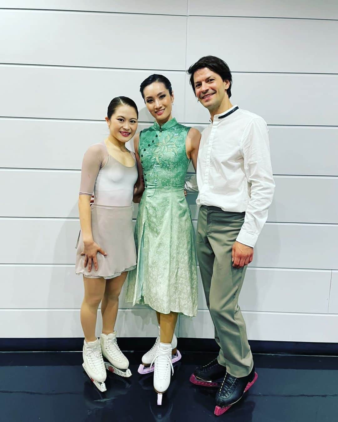 荒川静香さんのインスタグラム写真 - (荒川静香Instagram)「Miss Saigon🎶team 3S🤗🤗🤗」10月8日 9時24分 - shizuka_a29