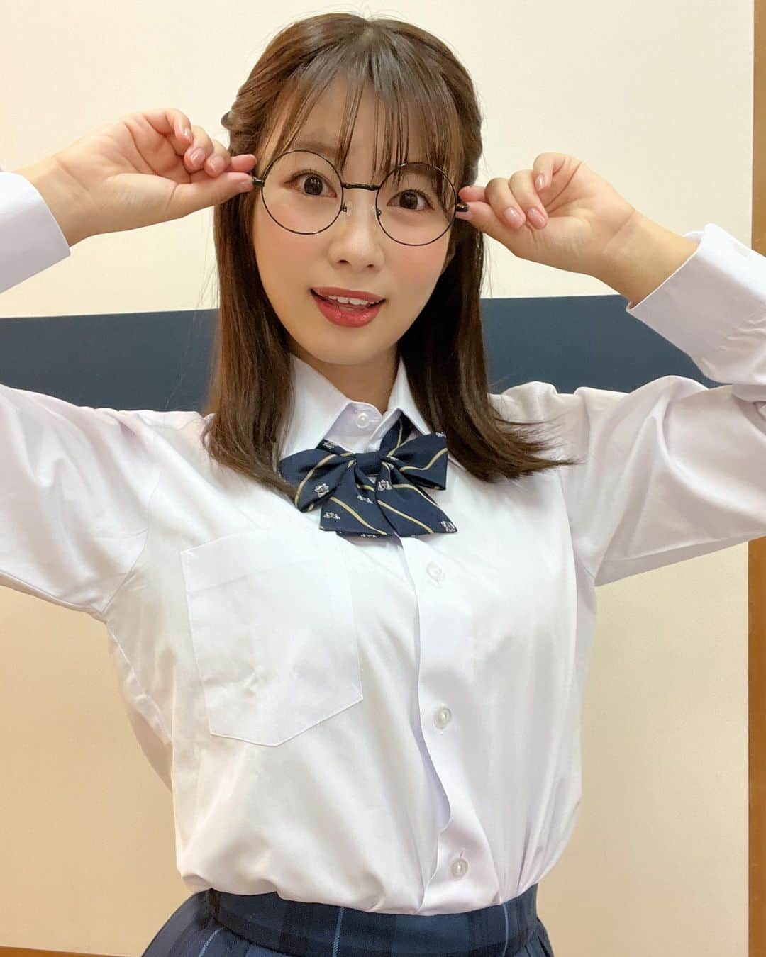 石岡真衣のインスタグラム：「「時をかける少女」3日目⌛️ 残り6公演🛸  いってきまーす⸜(๑’ᵕ’๑)⸝  時間局以外にも女子高生になったりもします..♡」