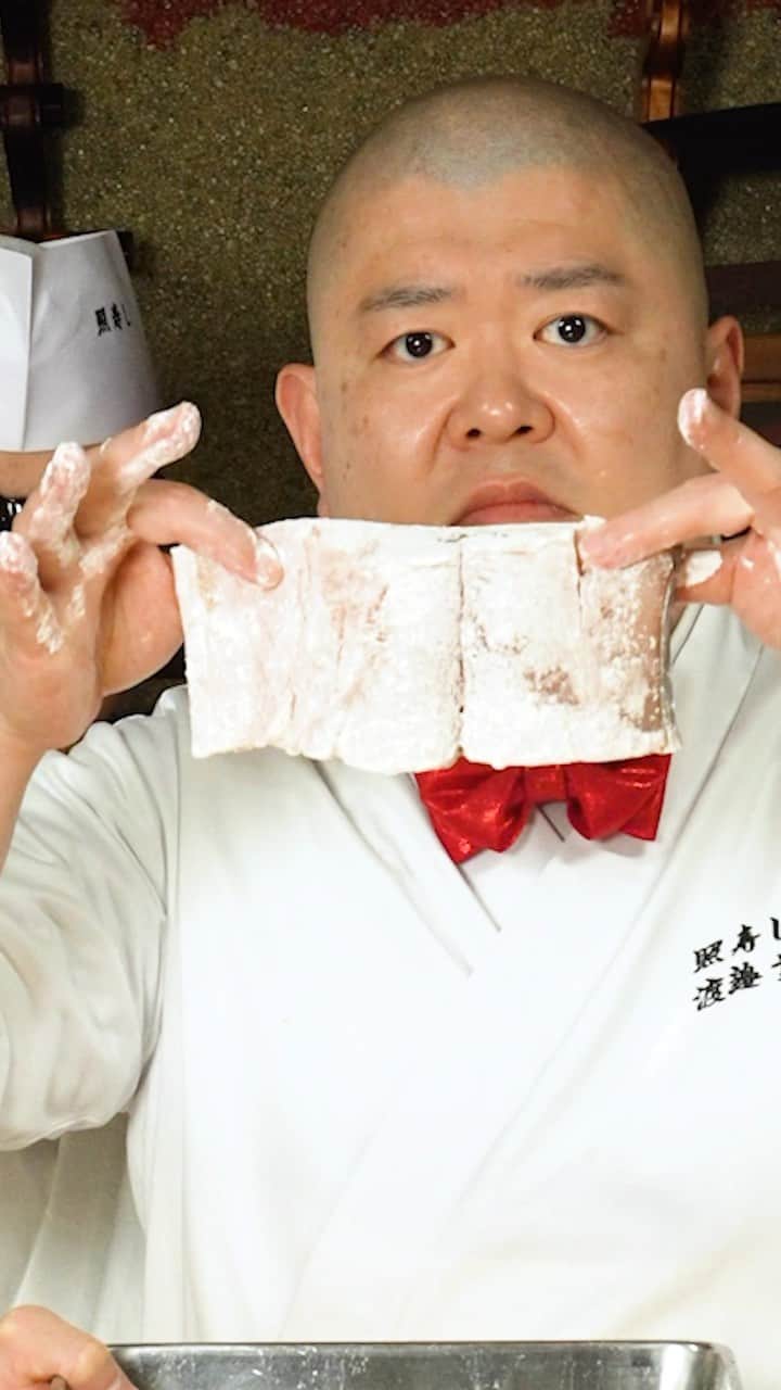  WATANABETAKAYOSHIのインスタグラム：「Sawara season begins  #tasty#dozo#sushibae#teruzushi#chef#tiktok」