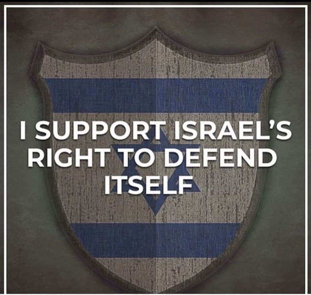 ブリアンナ・ブラウンのインスタグラム：「I support Israel’s right to defend itself.   Praying for every innocent life (Israeli & Palestinian) that will be lost and effected over this unnecessary political attack.   I rarely post politically but for this I had to speak out. I am sending so much love to everyone during this complex time that requires so much compassion, consciousness and abandoning tribalism. I’m no longer willing to argue with anyone who can justify kidnapping children, killing innocent people and celebrating dead bodies and so much more. Anti-semitism, hate and evil can not be argued with. It is a toxic cancer and I pray for you if your heart is filled with it. What happened this weekend is terrorism and is an act of war. Nothing positive will come from it. God help us all. 🙏🏽🤎  ***Also if you are being swarmed by people (who never followed you before with hate online cause of supporting Israel see that most are bots or trolls. They are swarming anyone who posts about supporting Israel. Over 3/4 of the “people” who posted venomously on my post have no or few posts.  Always check their followings and they are repeating the same verbiage. Don’t be fooled. They are spreading misinformation to justifying killing the Jews just like the nazis did. Call them out, turn off your comments and keep speaking out!」