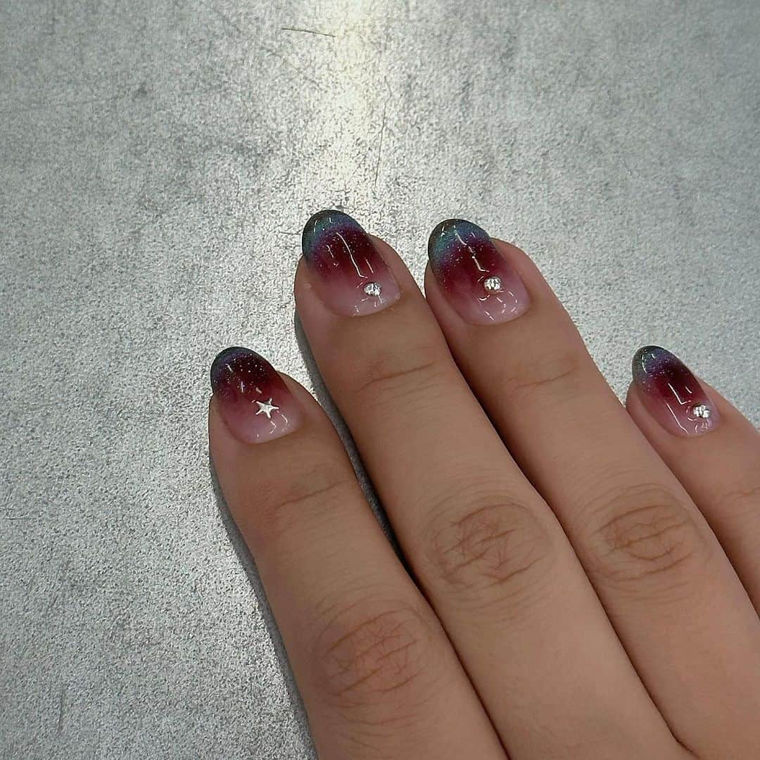 相羽瑠奈のインスタグラム：「new nail 🫀✶🦋」