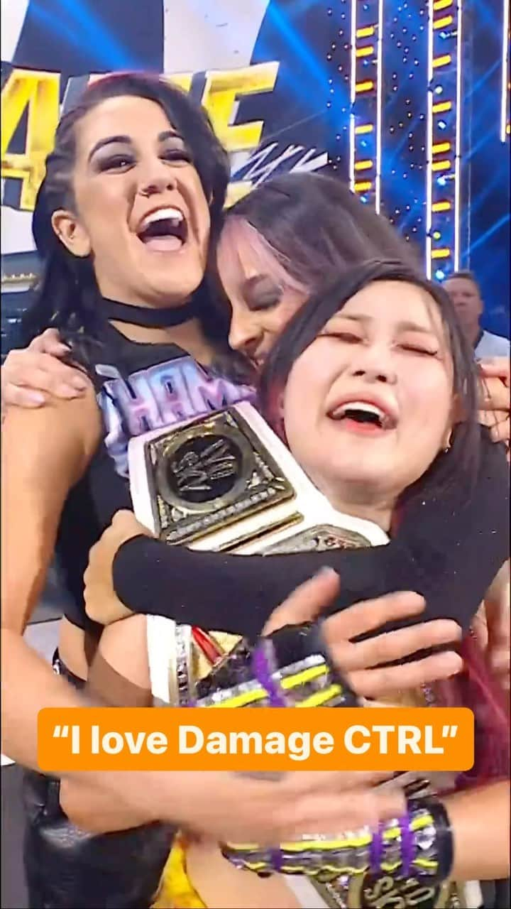 紫雷イオのインスタグラム：「#ANDSTILL WWE Women’s Champion… @iyo_sky! 🏆👏 #WWEFastlane」