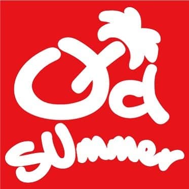 のインスタグラム：「本日！ オールドサマー９周年を迎える事ができました！  これも、あれもこれも、全て！皆様のおかげです！  本当に本当にありがとうございます！！！😭  今後とも、皆様に喜んで頂けるよう頑張ります！ 宜しくお願い致します！  キナシタ  #アロカジ#alohacasual  #スタイリスト #純子さん  #Hawaii #wikiki #palmtree #beach #湘南 #アロハ#児島 #ジーンズ#madeinjapan #redwing #アメカジ #ジーパン #ootd  #fashion  #instafashion #vintage#リンクコーデ#アメカジコーデ#ジーパンコーデ#ビンテージ#ビッグサイズ#大きいサイズ#9周年」