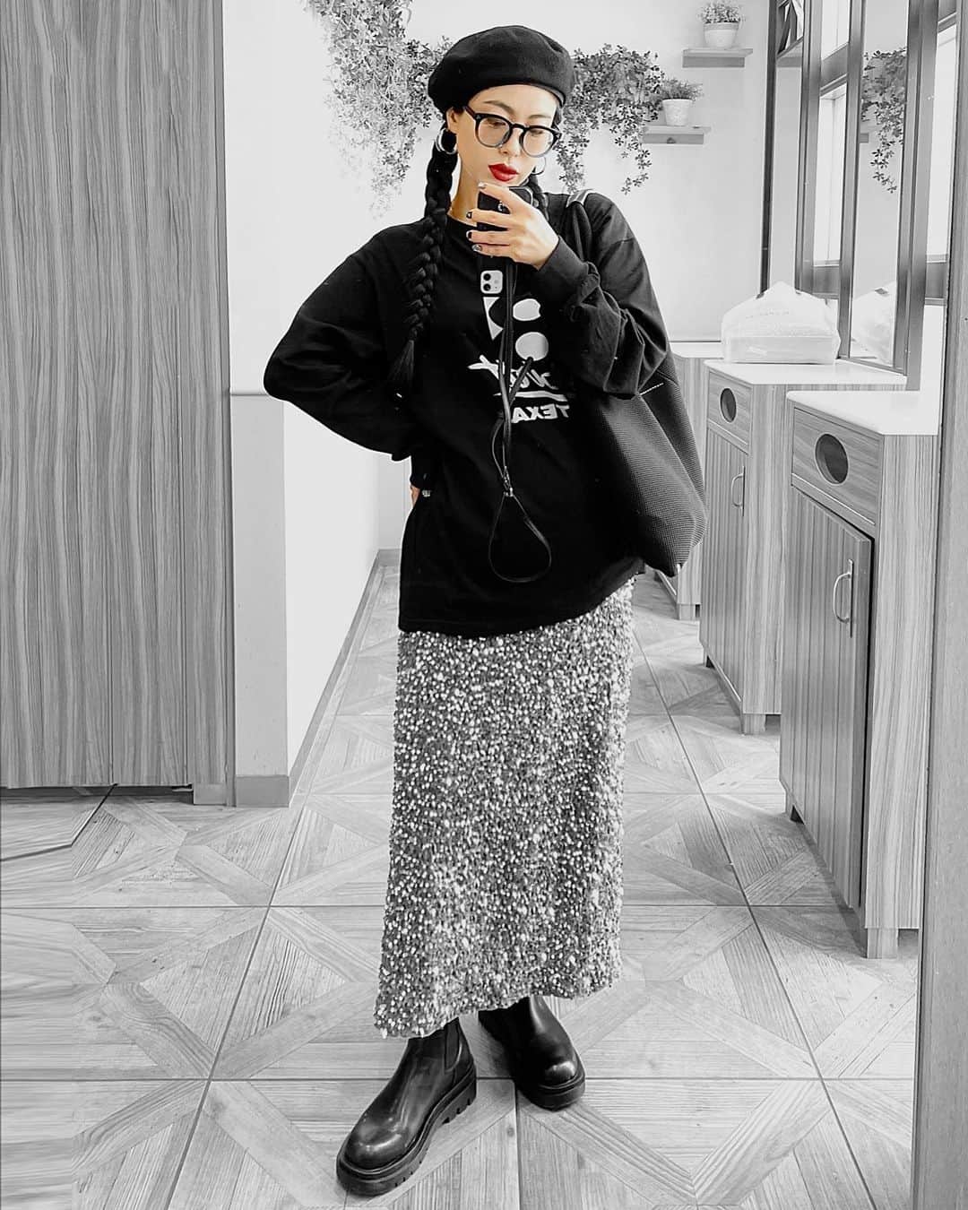 lve_xxxxのインスタグラム：「. . 𝗔𝗶 × 𝗟𝗩𝗘𝗨. 𝗣𝗢𝗣𝗨𝗣 𝗦𝗧𝗢𝗘𝗘 𝗦𝗛𝗜𝗕𝗨𝗬𝗔𝟭𝟬𝟵 𝟰𝗙 𝟮𝟬𝟮𝟯.𝟭𝟬.𝟳(𝗦𝗔𝗧)-𝟭𝟬.𝟭𝟱(𝗦𝗨𝗡)  二日目STARTぉぉ🙌 お近くの方は是非お立ち寄り下さいませ  本日も頑張るぞぉ💪😤 13:00〜16:00 店頭に居座っております♡←  今日のコーデは帽子以外は まるっとお買い求めいただけます♡  ブルゾンは暑くて私はまだ着ては 出かけられんかったんで、 店頭で着ます✧(暑いけど)  昨日めちゃくちゃDM頂いてて 有難う御座います😭🙏  お返事全てさせて頂いたと思うのですが… お返事もれしてしまってる場合もあるので😭  万が一『返事きてねぇーよ😤』って方が いらっしゃいましたらスタンプでも 送ってくださいませっっ🙏🙇‍♀️  .」