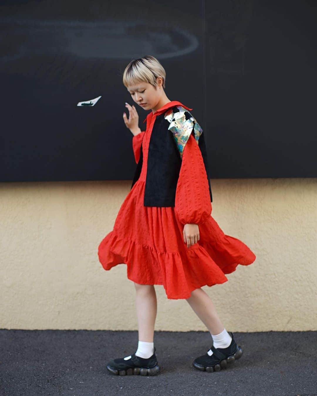 PUNK CAKEさんのインスタグラム写真 - (PUNK CAKEInstagram)「♣︎ NEW ARRIVAL ♣︎  🔸 Vintage skipper red dress 🔸 Suede aurora paint vest  ♡10th Anniversary キャンペーン♡ 送料無料！ 10/4(水)～10/15(日)  今週からポップアップではなく "お店“ としての営業スタートです！ 是非お気軽にご来店お待ちしております🥰  10月営業日/ 10/7,8,14,15,20,21,22 営業時間/ 13:00～20:00  住所/ 東京都目黒区鷹番3-4-10 2F」10月8日 11時20分 - punk_cake