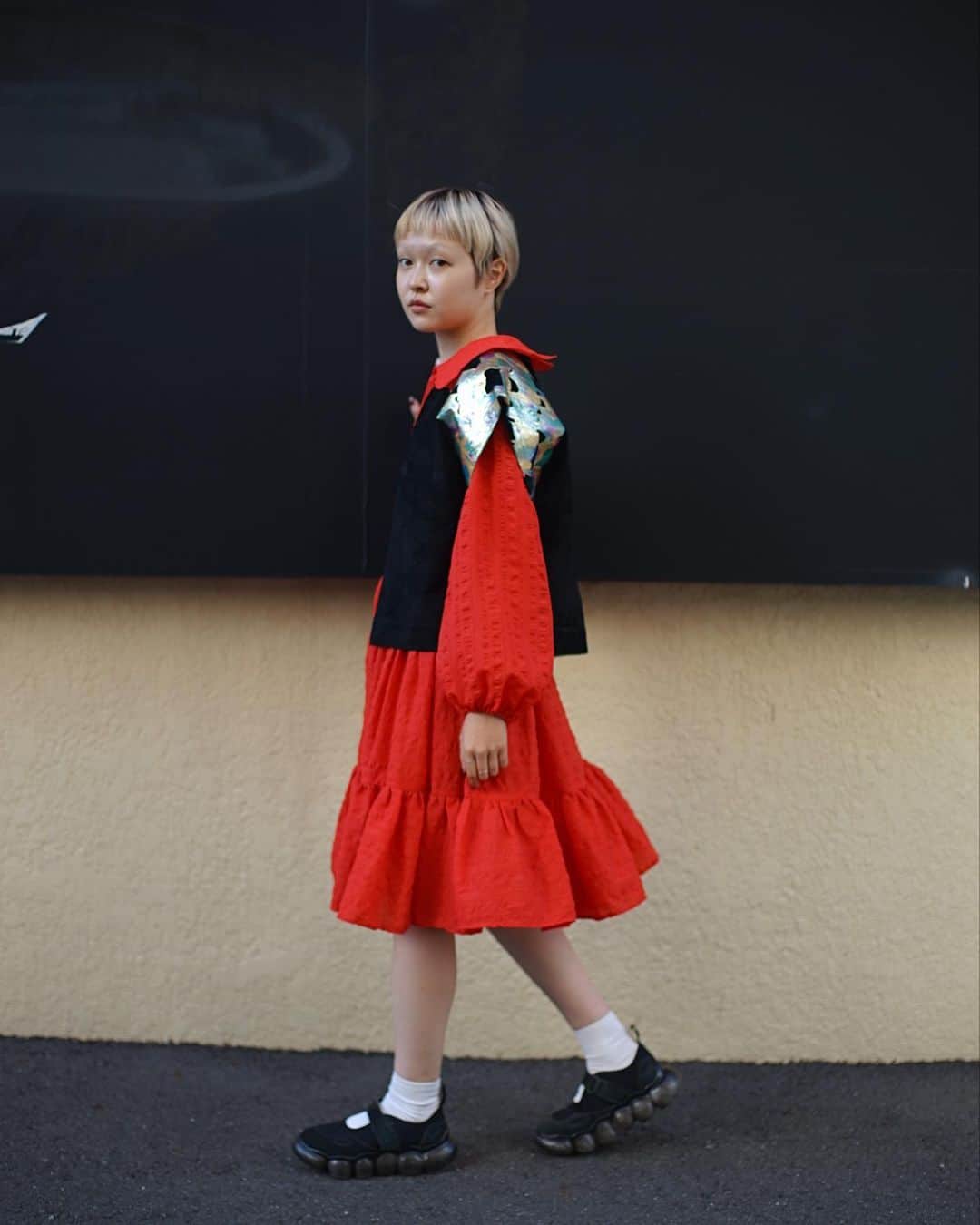 PUNK CAKEのインスタグラム：「♣︎ NEW ARRIVAL ♣︎  🔸 Vintage skipper red dress 🔸 Suede aurora paint vest  ♡10th Anniversary キャンペーン♡ 送料無料！ 10/4(水)～10/15(日)  今週からポップアップではなく "お店“ としての営業スタートです！ 是非お気軽にご来店お待ちしております🥰  10月営業日/ 10/7,8,14,15,20,21,22 営業時間/ 13:00～20:00  住所/ 東京都目黒区鷹番3-4-10 2F」