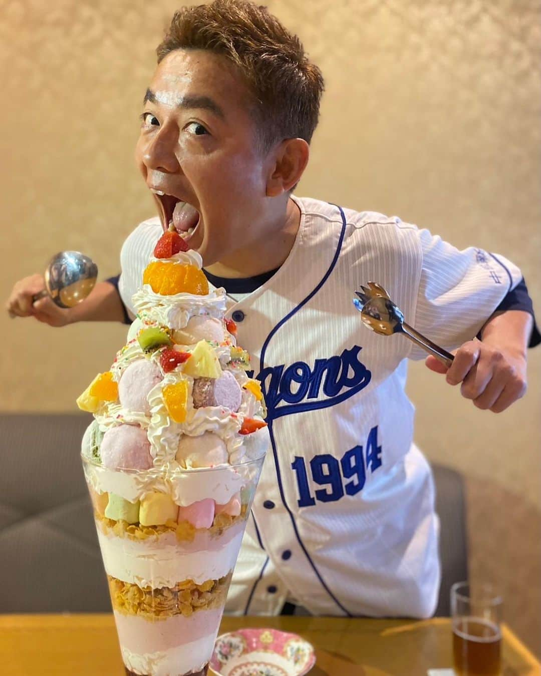 ハンバーグ師匠（井戸田潤）さんのインスタグラム写真 - (ハンバーグ師匠（井戸田潤）Instagram)「本日、このあと12時〜 東海テレビ「タイチサン！」 みてねーー🙌 #井戸田潤  #森夏美 #タイチサン #東海テレビ #バンテリンドームナゴヤ」10月8日 11時24分 - jujuju_101010