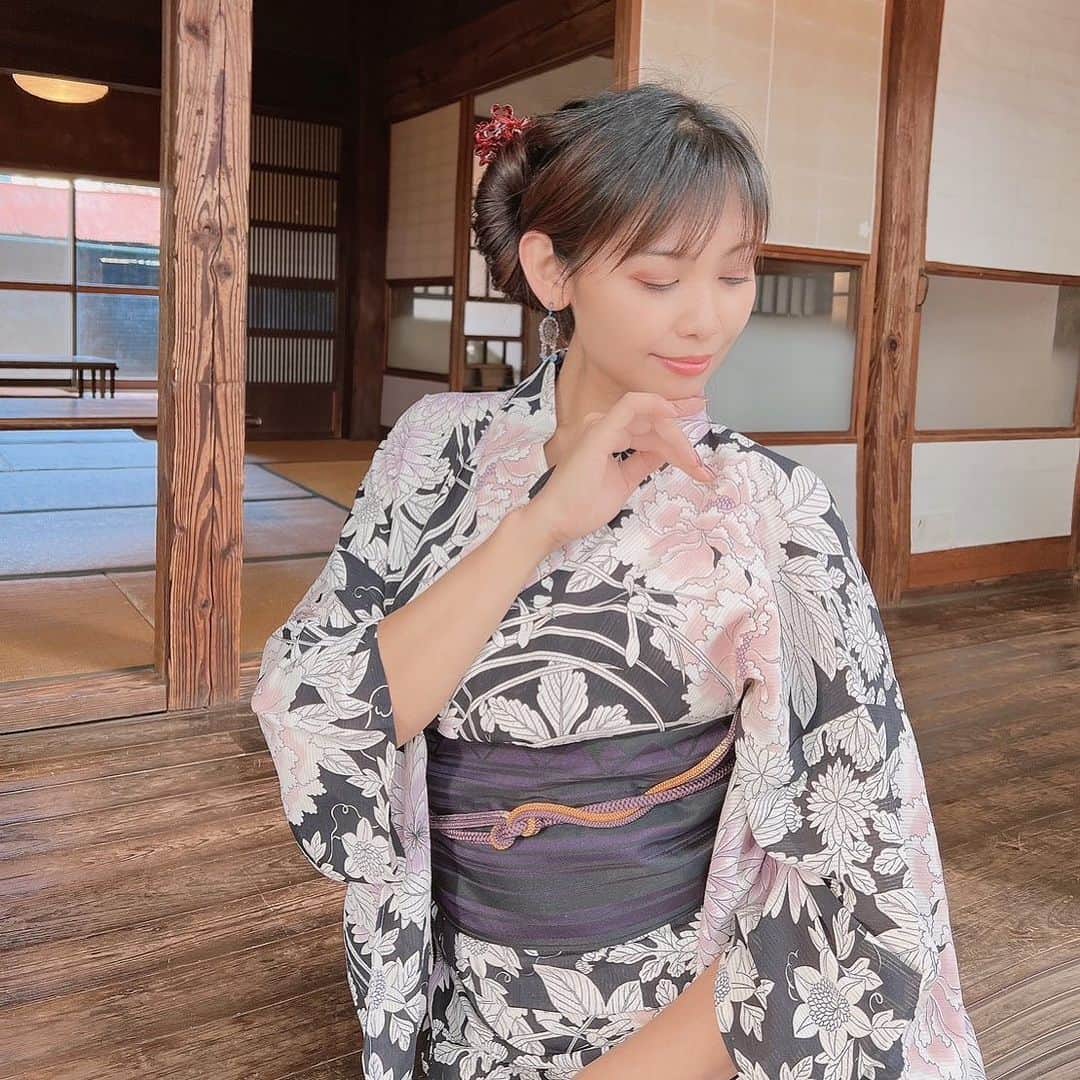 叶ここのインスタグラム：「古民家で五右衛門風呂入ったり、釜でご飯炊いたり楽しかった💕  #古民家 #五右衛門風呂 #ピザ窯  #窯焚きご飯」