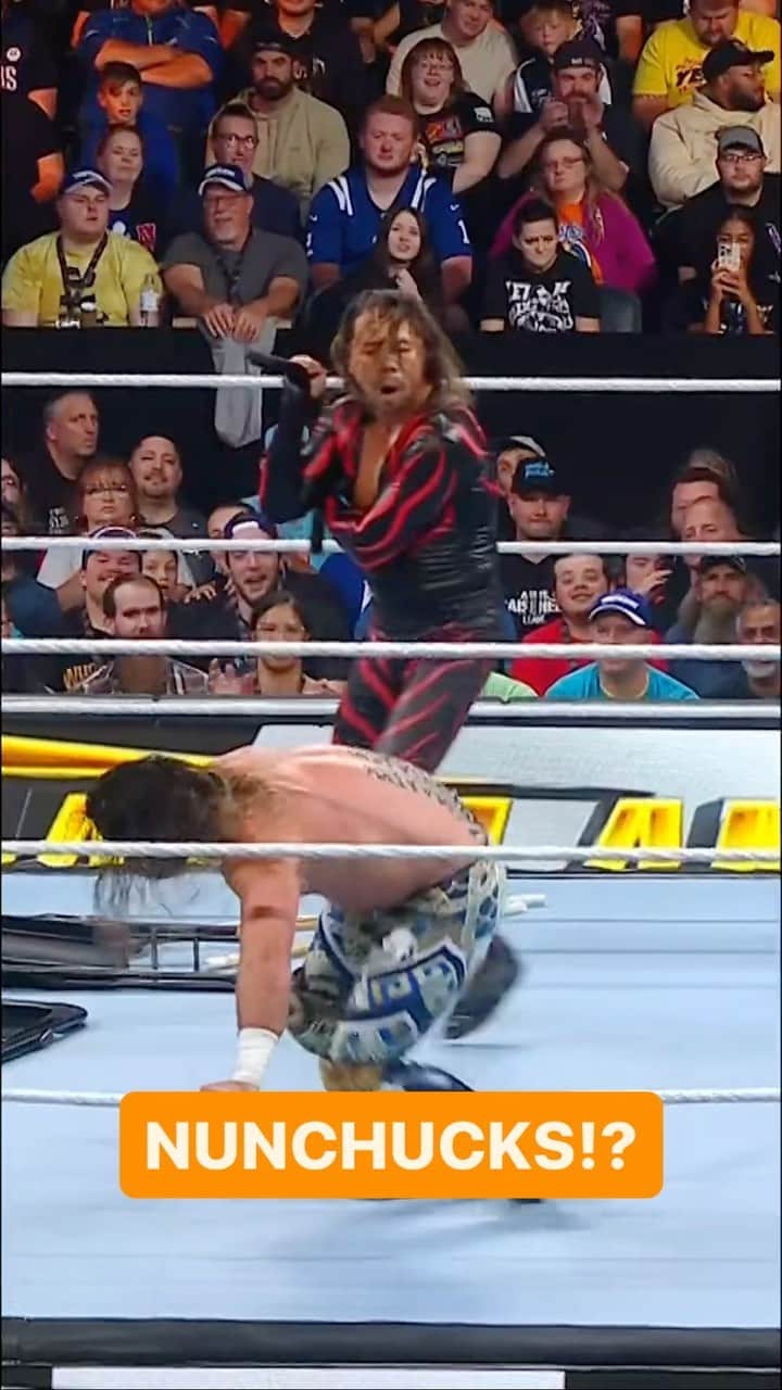中邑真輔のインスタグラム：「Is @shinsukenakamura out of his mind?! 🫢💥 #WWEFastlane」
