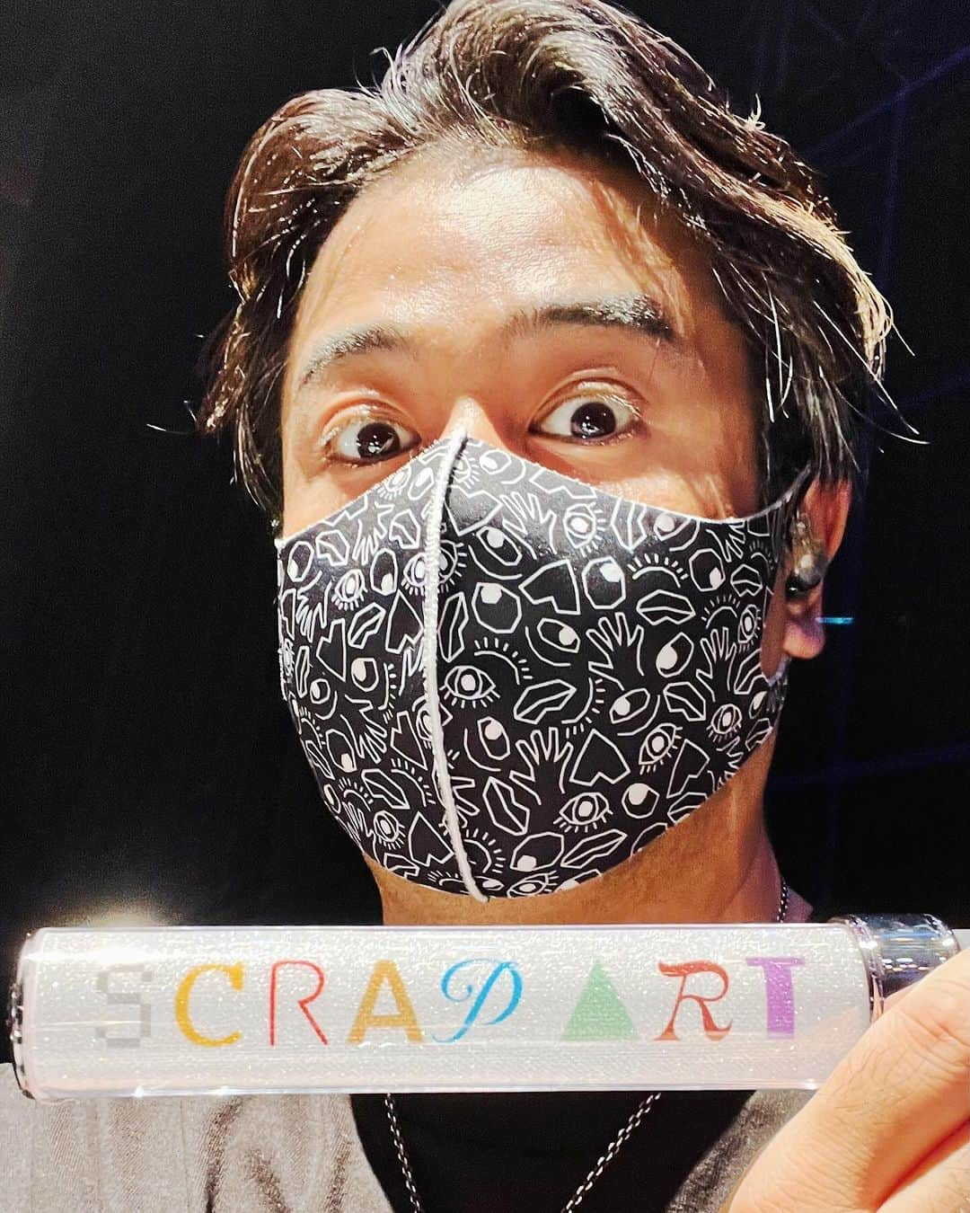 藤原佑介さんのインスタグラム写真 - (藤原佑介Instagram)「本日水瀬いのりさんツアー、「Inori Minase LIVE TOUR 2023 SCRAP ART」愛知公演ありがとうございました！ バンド感溢れるステージ、熱い時間でしたー！ ツアーも折り返し、最後まで思いっきり楽しみます！ #水瀬いのり #いのりバンド #黄色たくさん振ってくれてありがと」10月8日 22時54分 - ysk_applekid