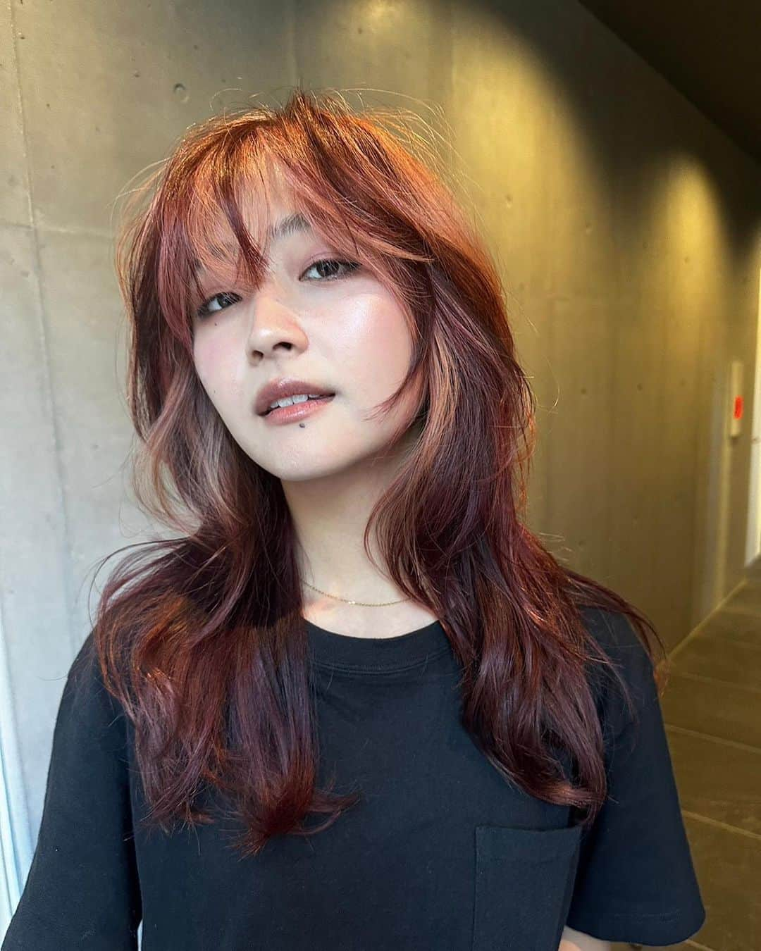 涼海花音のインスタグラム：「New hair ❤️🤍 過去1で気に入ってるの🩷🩷🩷  天才せきさん @cxcxrx_seki 💖」