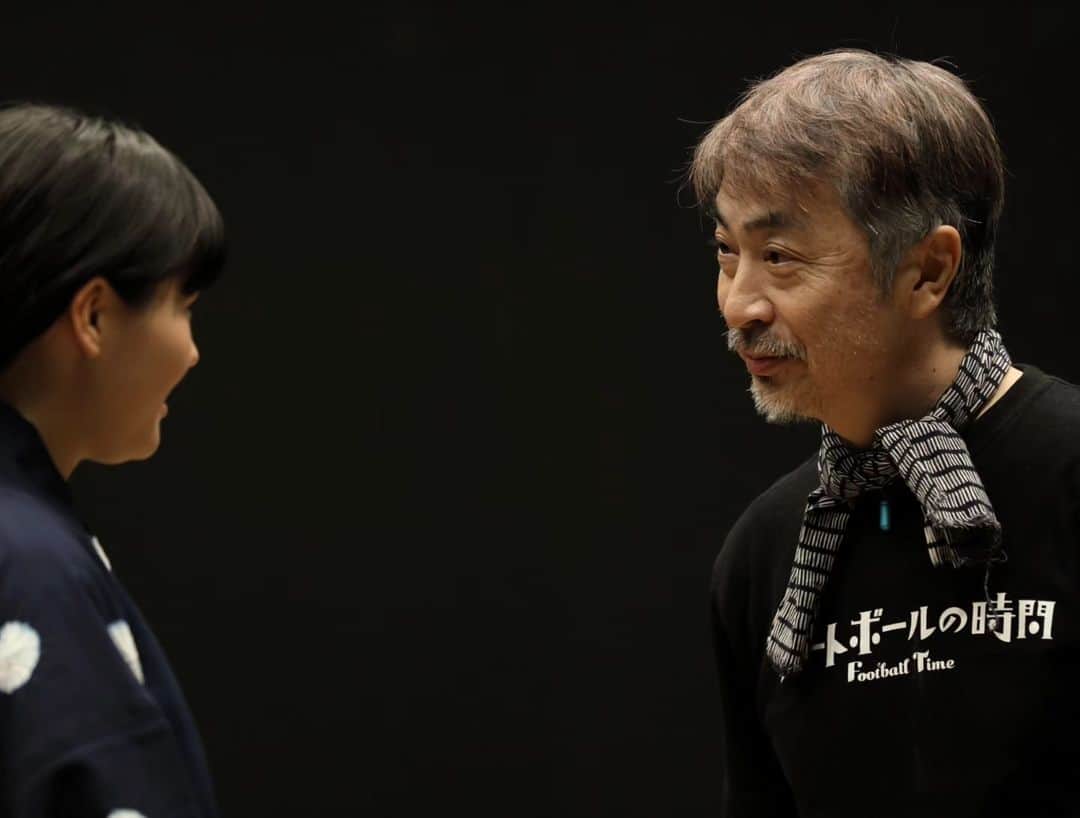 近江谷太朗さんのインスタグラム写真 - (近江谷太朗Instagram)「「 #フートボールの時間」 可児公演初日まで10日を切りました。 これは、自信を持って観て頂きたいと言える作品です。名作の予感は当たりました。⁡ ⁡ 東京公演もチケット販売してます。 吉祥寺シアターは6公演しかないのでお早めのご予約をオススメします。⁡ ⁡⁡ ⁡10月26日(木)14時⁡ ⁡10月27日(金)19時⁡ ⁡10月28日(土)14時⁡ ⁡10月29日(日)14時⁡ ⁡10月30日(月)19時⁡ ⁡10月31日(火)※休演日⁡ ⁡11月1日 (水)  14時⁡ ⁡ 近江谷扱いです⤵⁡ ⁡https://www.quartet-online.net/ticket/ala14?m=0ybaaif⁡ ⁡⁡⁡⁡ ⁡「フートボールの時間」特設サイト⤵ ⁡https://www.kpac.or.jp/collection14/ ⁡」10月8日 21時38分 - tarooumiya