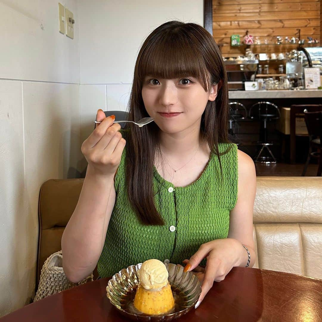 蓼沼優衣のインスタグラム：「つくばにあるCHAPIOっていう猫がいるカフェに行ってきたんだけどみんな人懐っこくてめちゃめちゃ可愛かった🥹🥹  茶色と黒の猫ちゃんに関しては退店するまでずっとお膝の上で寝ててほんとに帰りたくなかった🥹🥹  絶対絶対また行きたい🥹🥹🥹   #つくばカフェ  #つくばランチ  #つくば  #chapio  #chapiocoffeebrewers  #猫カフェ」