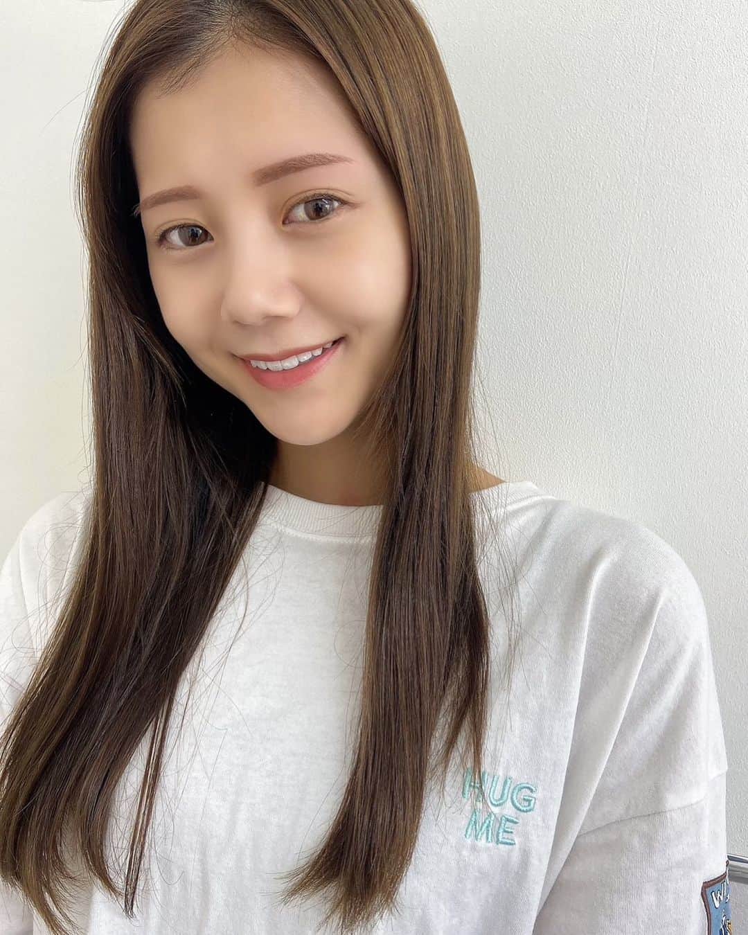 今井美桜のインスタグラム：「👀💄 eyebrow styling+color parisienne lashlift♡  #パリジェンヌ  #眉毛サロン」