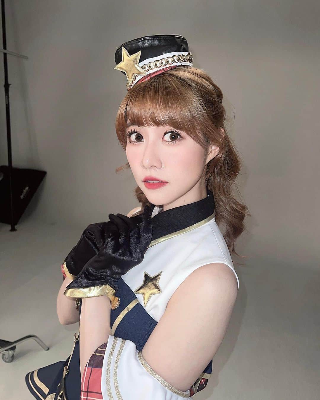 阿部マリアのインスタグラム：「𝕀𝔻𝕆𝕃 𝕞𝕠𝕠𝕕 🎀❤️🪽 @prichan_tw  皆んな遊んでるー？🐰」