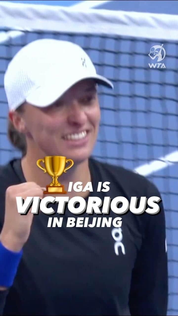 WTA（女子テニス協会）のインスタグラム：「IGA DOING IGA TYPE THINGS 🏆👑   @iga.swiatek secures her first Hologic WTA 1000 trophy of the season and her 16th career title!!!   #ChinaOpen」
