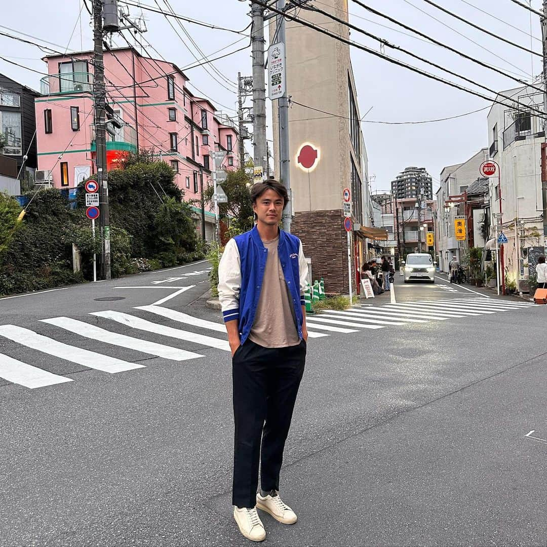 ダニエル太郎のインスタグラム：「Afternoon stroll in Tokyo 🙂  東京で夕方の散歩🙂」