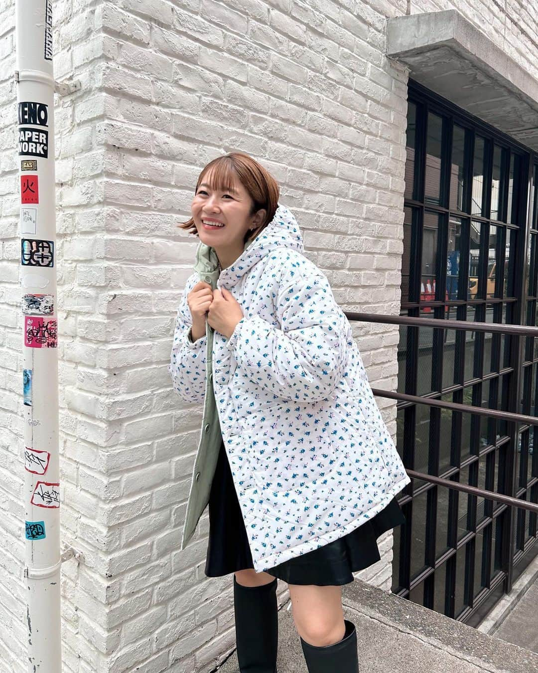 Little Sunny Biteさんのインスタグラム写真 - (Little Sunny BiteInstagram)「東京２日間のpop-up shopありがとうございました🙏✨ 皆様のたくさんのご来店、たくさんの素敵なお言葉。お手紙など本当にありがとうございました🥹🙏🩷 全てが私のパワーになります🫶 素敵なお客様に恵まれて私は幸せです。またお会い出来ますように..... 次は大阪!! 関西の皆様お待ちしております🙏 楽しい時間を過ごしましょう🩷 #littlesunnybite is all for you ⭐️ #foshion #harejuku #lsb #tokyo  all @littlesunnybitestyle 👗」10月8日 22時30分 - littlesunnybiteyoppy