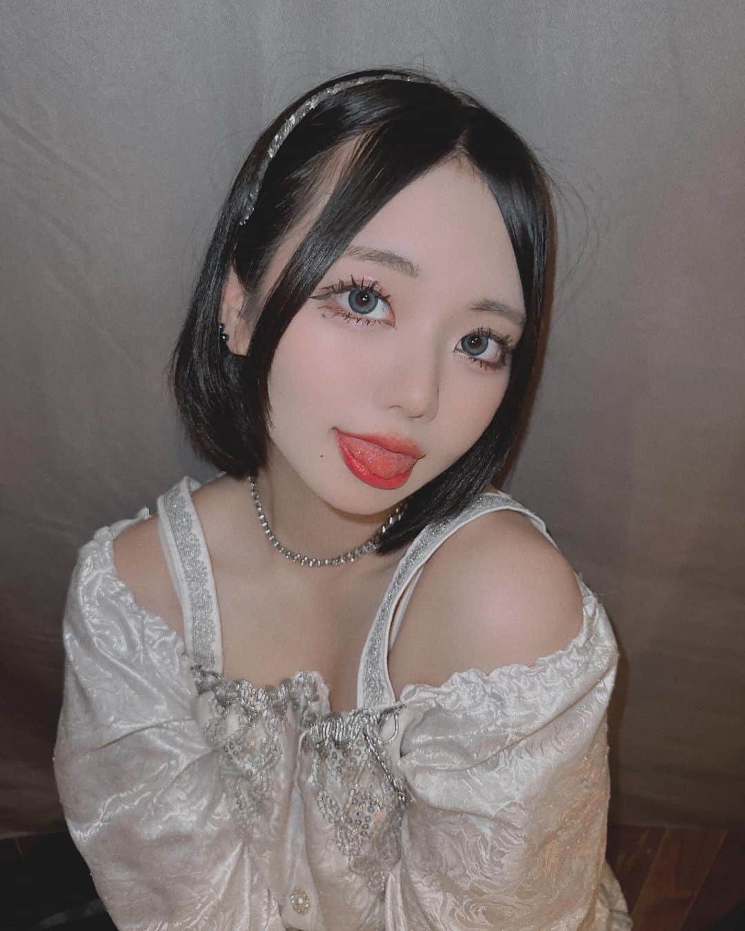 千葉妃理さんのインスタグラム写真 - (千葉妃理Instagram)「んべっ」10月8日 22時35分 - heri_byakuya