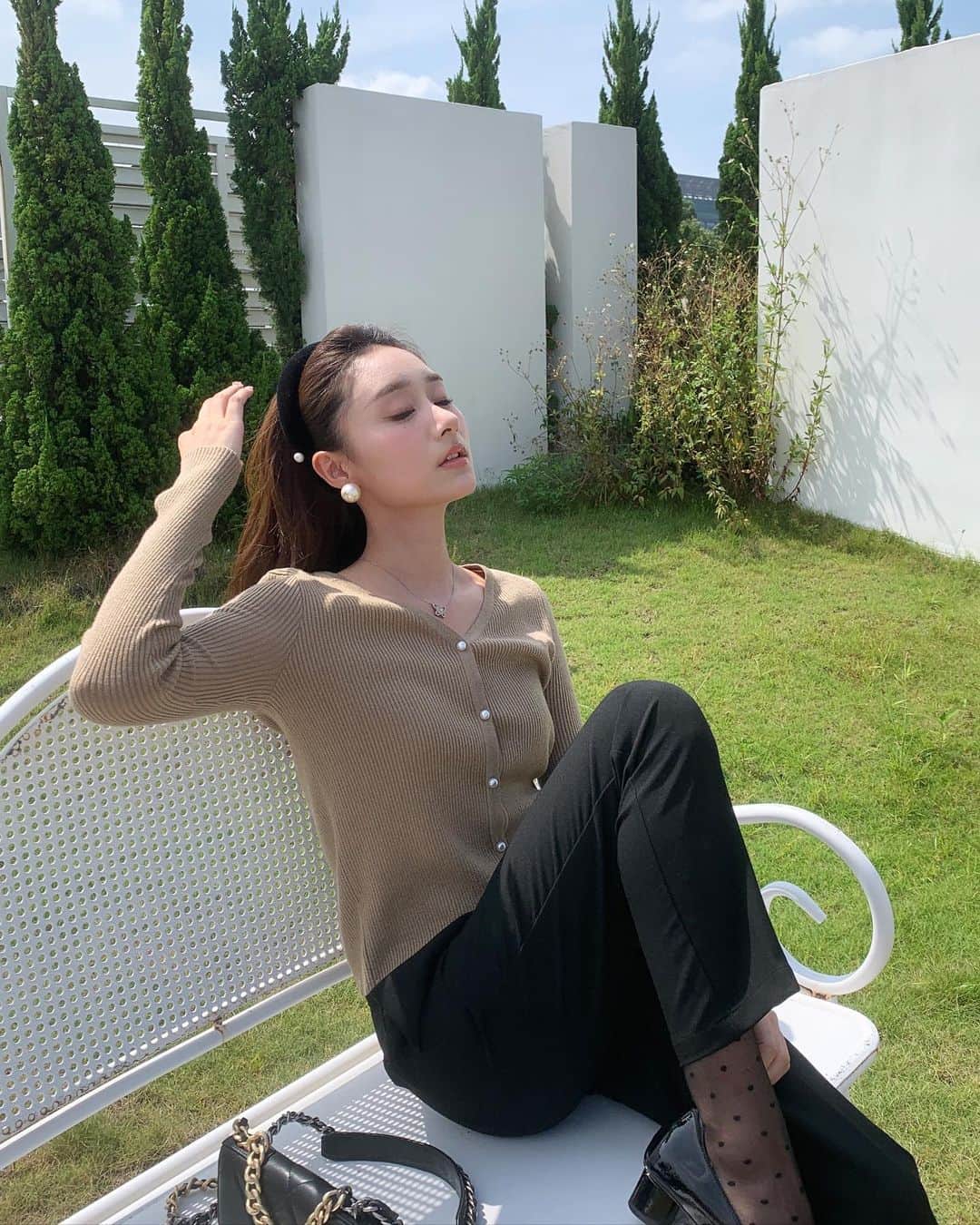 のインスタグラム：「new sample pearl lame cardigan」