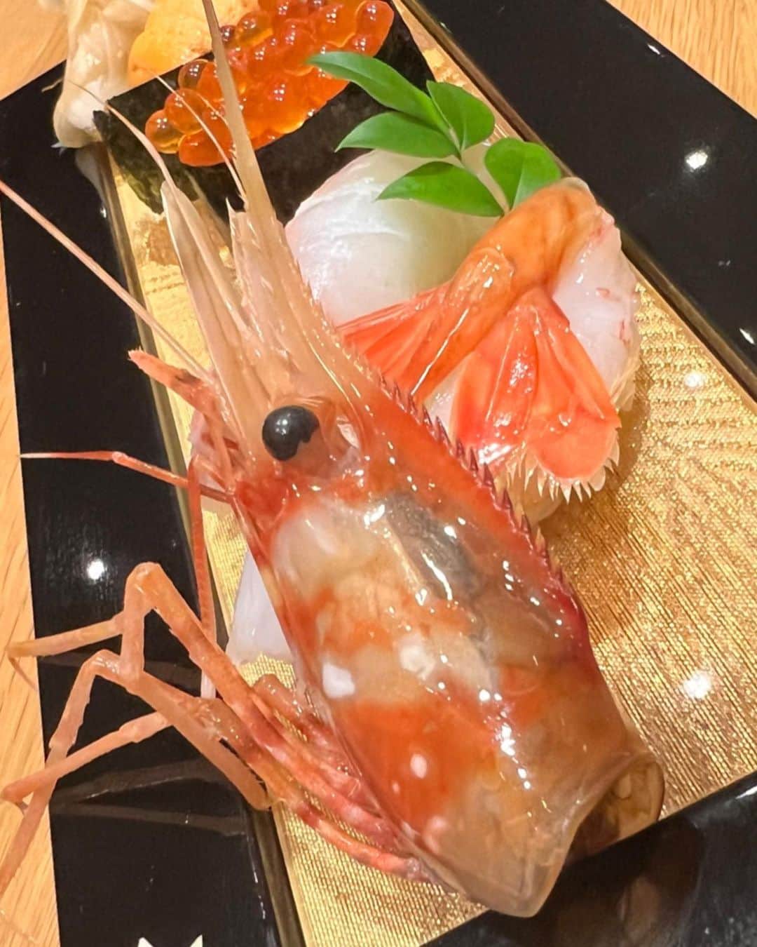 寿司居酒屋 番屋のインスタグラム：「#sushi  #foodpic  #instafood #creativeitamae #ginza  #photooftheday #kappou #kitaohji #KitaohjiGinzaThailand #omakase #foodstagram #love             #割烹 #yummy #gourmetfood   #東京グルメ #shefstalk #instatokyo #instagood #instapic  #bangkoksushi  #料理好き」