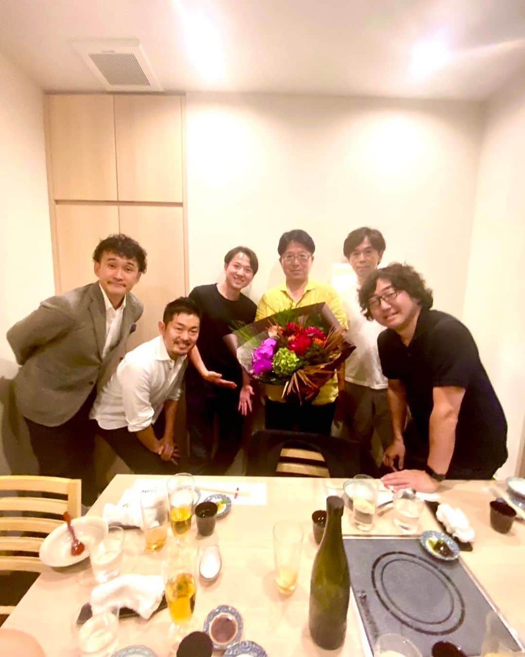森川亮のインスタグラム：「山崎さんフジテレビ顧問お祝い。」