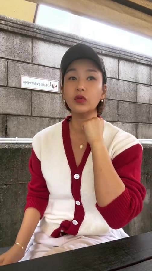 ペ・ユンジョンのインスタグラム：「오늘은 양동이랑함께 하는날🐶」