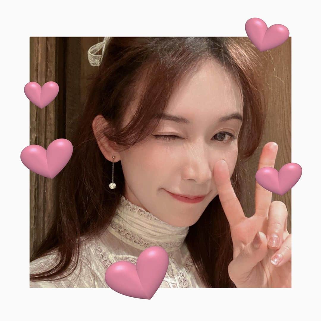 リン・チーリン（ファンアカウント）のインスタグラム：「Sunday 😉💕」