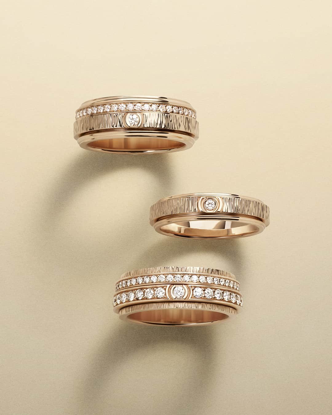 ピアジェさんのインスタグラム写真 - (ピアジェInstagram)「Discover the radiant variations of Possession rings in 18k rose gold, engraved with the maison’s signature Décor Palace finish, and possession-set with brilliant-cut diamonds.  #Piaget #MaisonOfExtraleganza #Possession #OwnTheMoment」10月8日 16時30分 - piaget