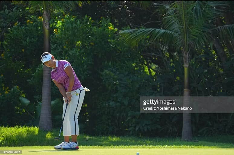 竹山佳林さんのインスタグラム写真 - (竹山佳林Instagram)「かねひで美やらびオープン⛳️  行く前は台風が心配でしたが、ん？台風予報なんかあったっけ？ってくらい快晴な3日間でした(なんならちょっと暑すぎましたね)🌞🌞🌞 今回はショットがブレちゃってたので、しっかり修正します🫡  次は「日台交流うどん県レディースゴルフトーナメント」🏌🏻‍♀️  #golf #jlpga #ステップアップツアー #かねひで美やらびオープン  #newbalance #newbalancegolf  #長谷工コーポレーション  #pinggolf  #株式会社商美コーポレーション  #株式会社リンクス #リンクスゴルフ  #株式会社achieve #teamachieve #topworksbody  #kasco #ゴルフレーヴ #titleist #palmax #angle磁気ネックレス #ustmamiya #glaux #eonsports #phiten #abiles」10月8日 16時32分 - karin.takeyama