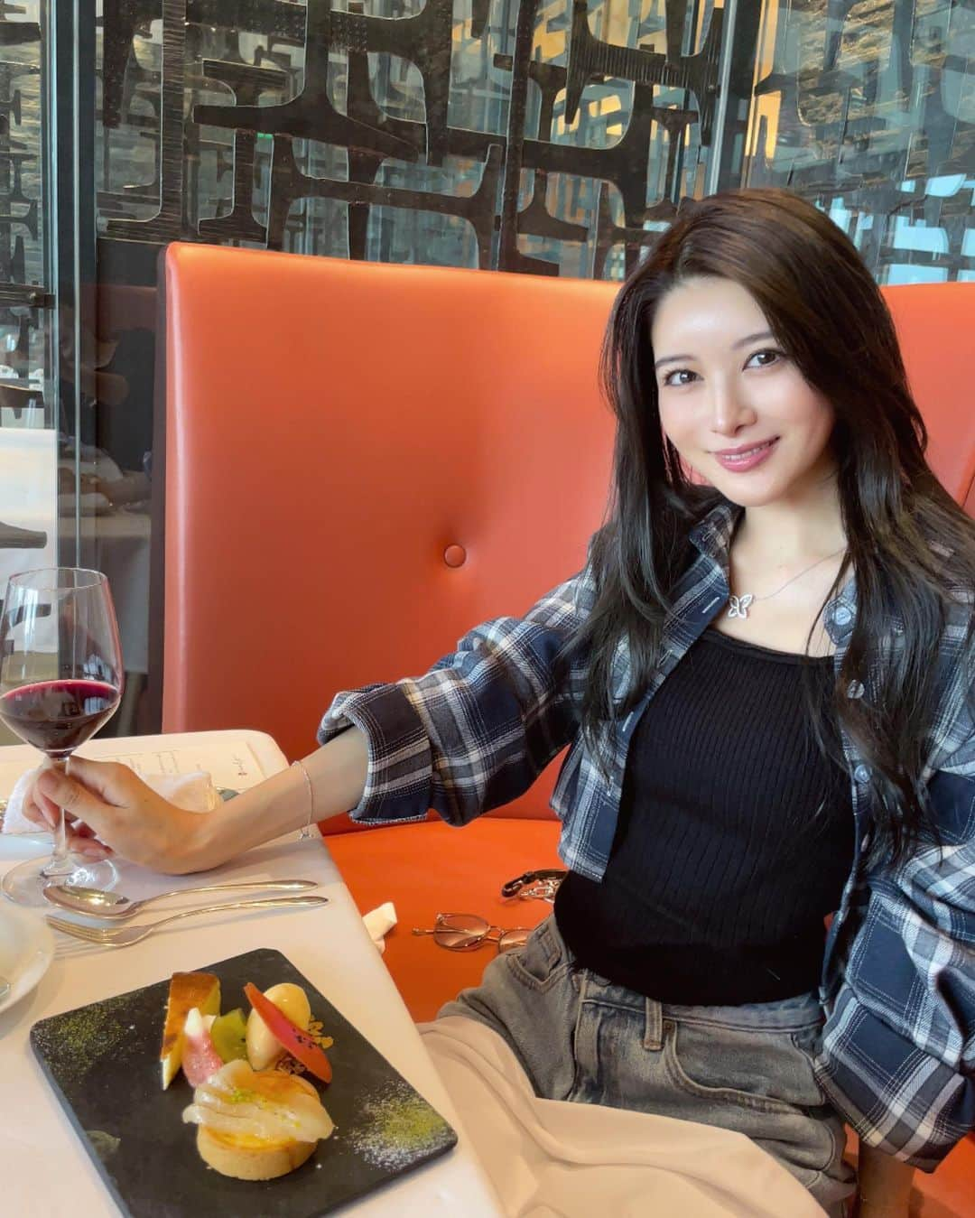 相沢みなみさんのインスタグラム写真 - (相沢みなみInstagram)「I enjoyed Peru food with Namie after my lunch meeting🧏🏻‍♀️🩵 It was eating day lol . ランチミーティングからの ペルー料理を堪能した日🧏🏻‍♀️🇵🇪❤️ 定期的に欲するくらいハマってます🌟 @miyagi41 やっと久々会えた💋 . #ペルー #ペルー料理 #peru #perufood  . #相沢みなみ  #minamiaizawa #相澤南」10月8日 16時33分 - epoint2016