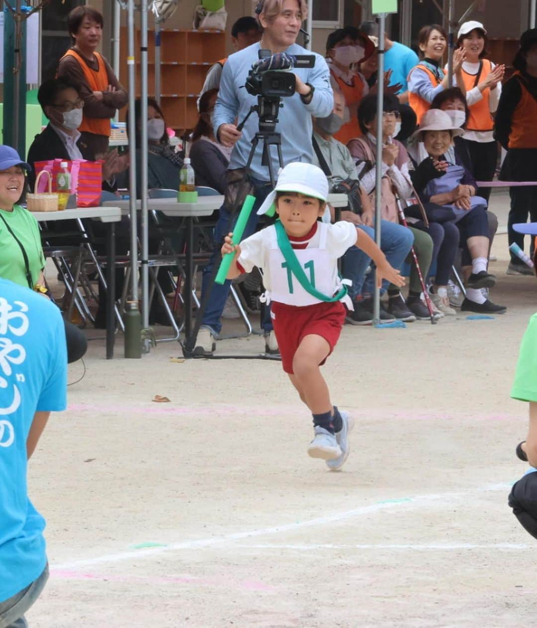 井上裕大さんのインスタグラム写真 - (井上裕大Instagram)「幼稚園最後の運動会 成長を感じた運動会 感動をありがとう #年長#リレーはアンカー #走り方迫力あり #走るの早め#パパ似 #可愛さ#パパ似 #一番下の子#パパの母似 #😱😨😰」10月8日 16時52分 - yudai_inoue_15