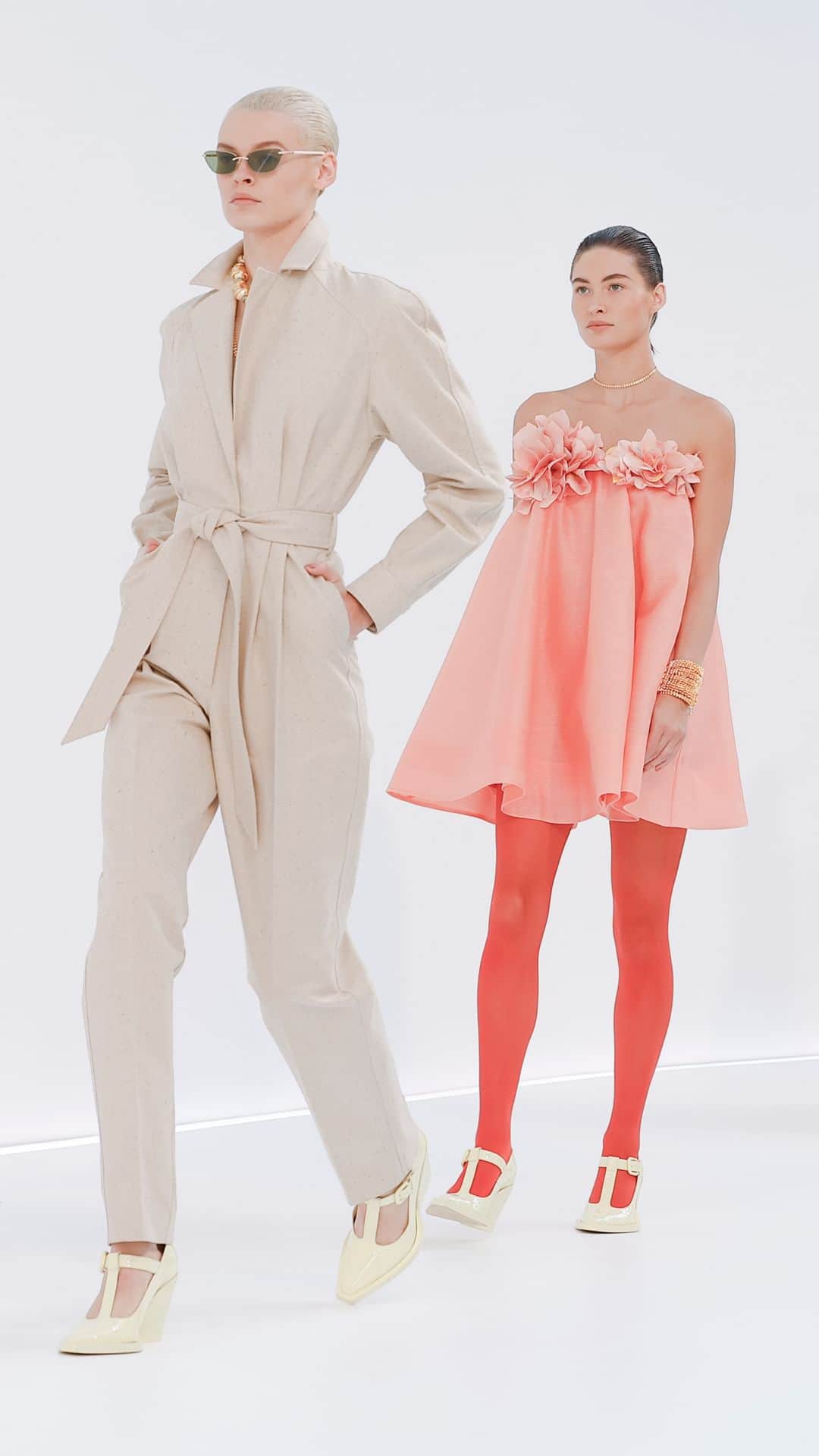 ジマーマンのインスタグラム：「NATURA: The full runway show of our Spring 2024 Ready-to-Wear collection as shown at Paris Fashion Week. First arrivals will be available to shop in store and online globally from February. #NATURA #ZimSpring24 #PFW #zimmermann」
