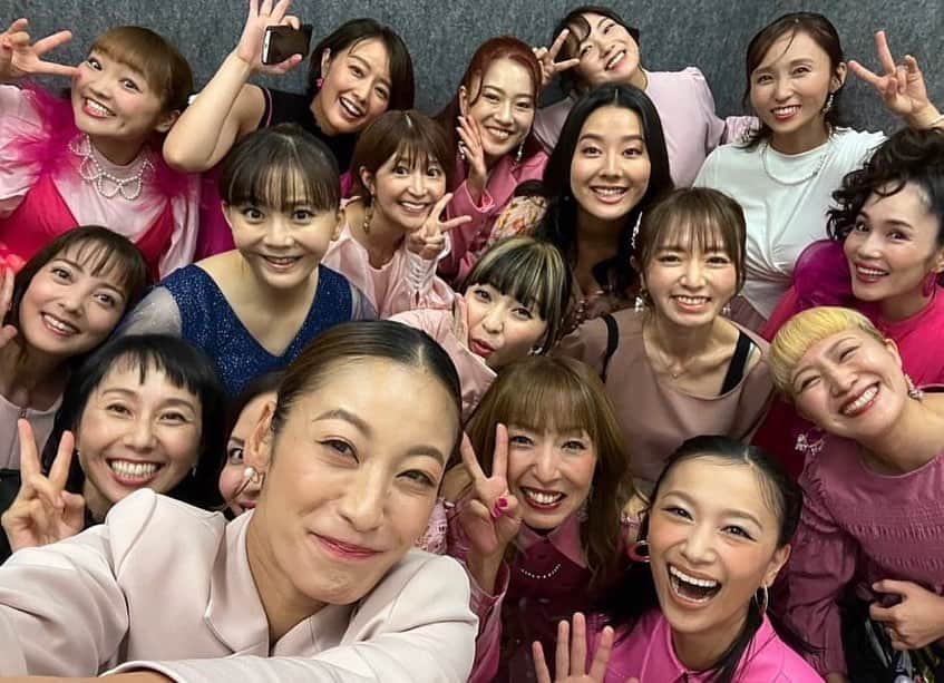 平野ノラさんのインスタグラム写真 - (平野ノラInstagram)「「オールスター合唱バトル」  優しさとぬくもりと 五大陸を跨ぐ母性の歌声 聴かせてきました🫶  #オールスター合唱バトル  #ママ合唱団 #詳細はのちほど」10月8日 17時31分 - noranoranora1988