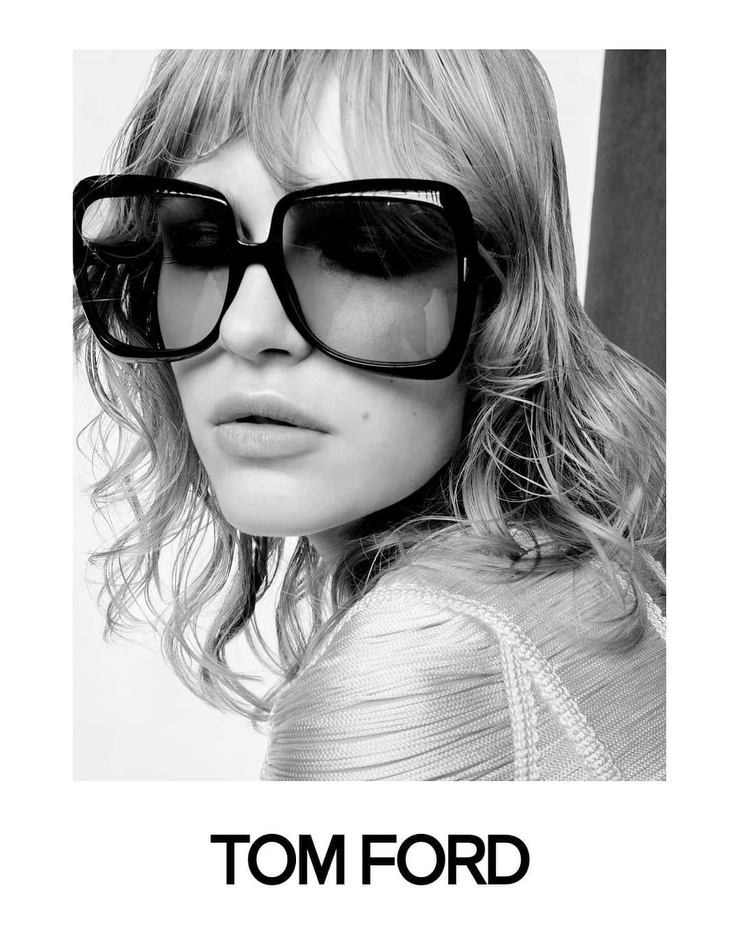 トムフォードのインスタグラム：「SUMMER 24  BY PETER HAWKINGS  PHOTOGRAPHER: ANTHONY SEKLAOUI MODEL: AIVITA MUZE LOOK: 25    #TOMFORDSUMMER24 #TOMFORD」