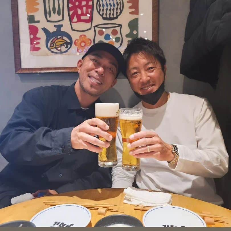 植竹拓さんのインスタグラム写真 - (植竹拓Instagram)「よっちゃんと久々の再会🍺  イケメンの語源になった、よっちゃんはカッチカチの下町男。  イケてるメンズ→イケメン  #egg #よっちゃん #イケメン  #mensegg #メンズエッグ」10月8日 17時50分 - hiromu0820