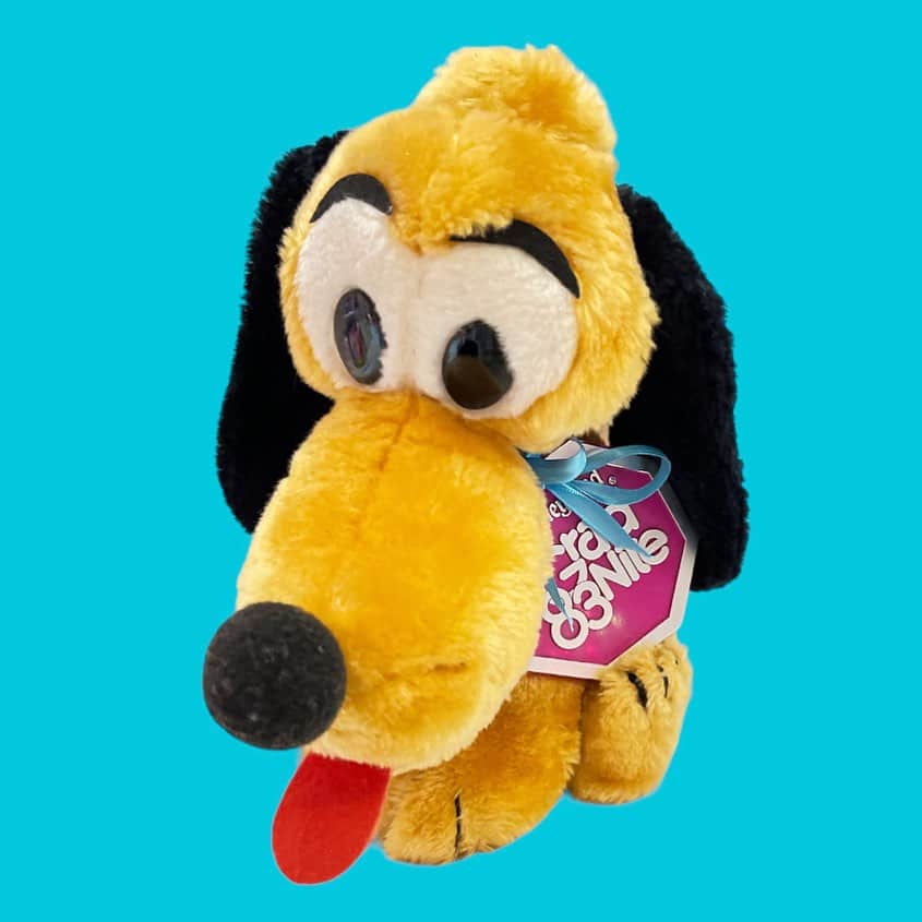 おもちゃやSPIRALのインスタグラム：「vintage Disney Pluto plush 入荷しました🫶🏻」