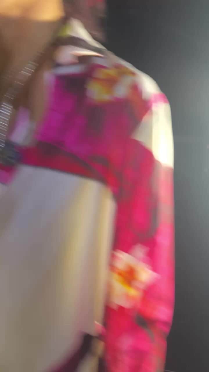 SUGIZOのインスタグラム：「2023年10月8日(日)SUGIZO Instagram Live! LUNA SEA K-Arena YokohamaにてDUAL ARENA TOUR 2023 「UN ENDING STYLE」開催‼ 昨日に引き続きその様子を一部だけ特別にお見せします!!  #SUGIZO #LUNASEA #MOTHERvsSTYLE  #dualarenatour」