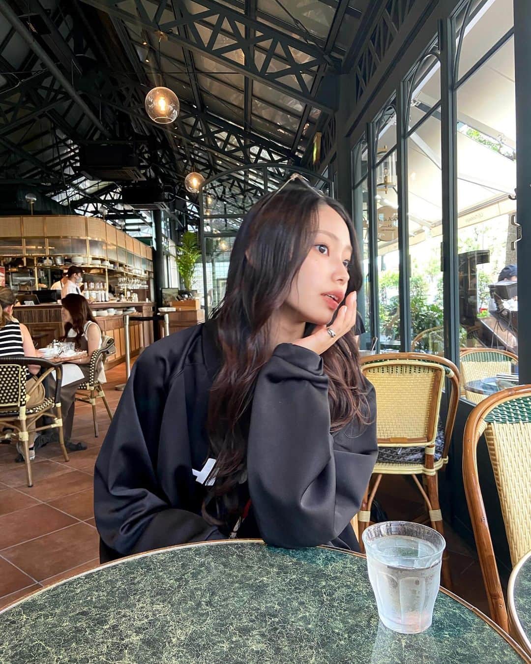 川西莉子のインスタグラム：「⠀ @cafe_michelangelo ♡ 代官山おしゃれなカフェたくさんで楽しい🩷」
